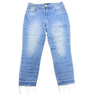 Bandolino Lisbeth Capri Light Wash Blue Denim Frayed Hem Jeans Womens Size 8